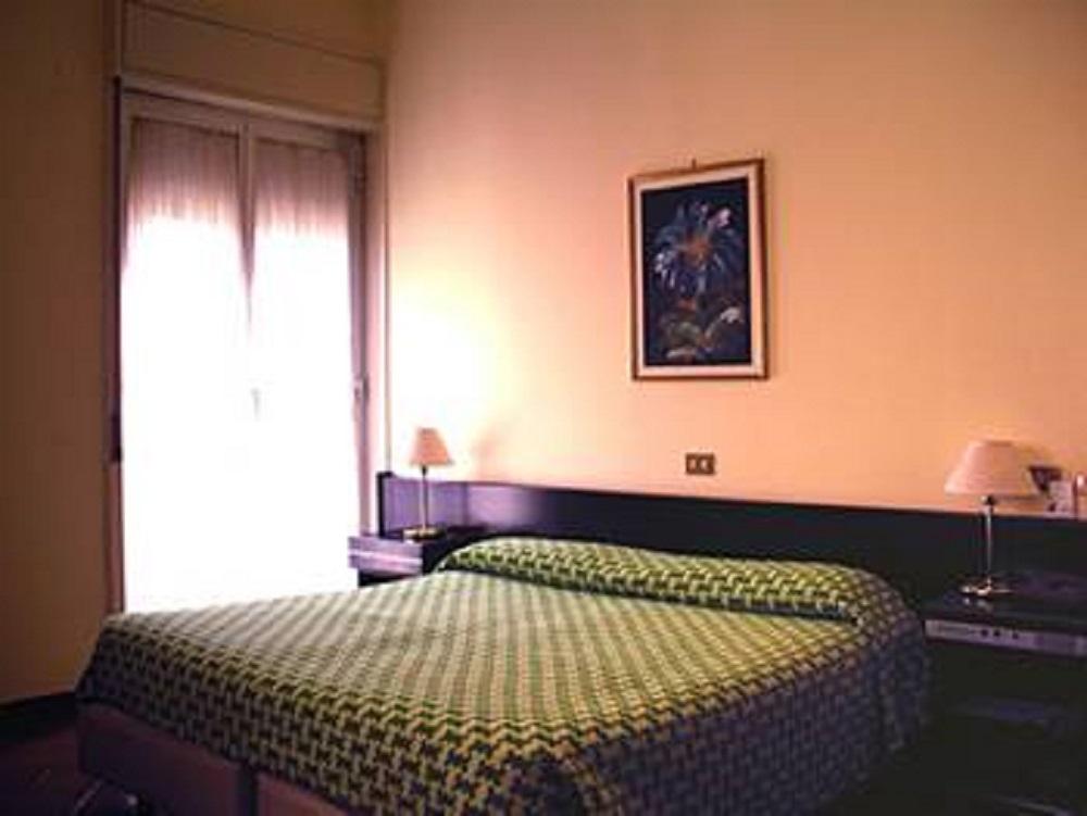 Crisol Europa Hotell Palermo Exteriör bild