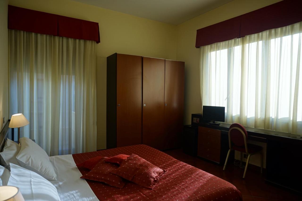 Crisol Europa Hotell Palermo Exteriör bild