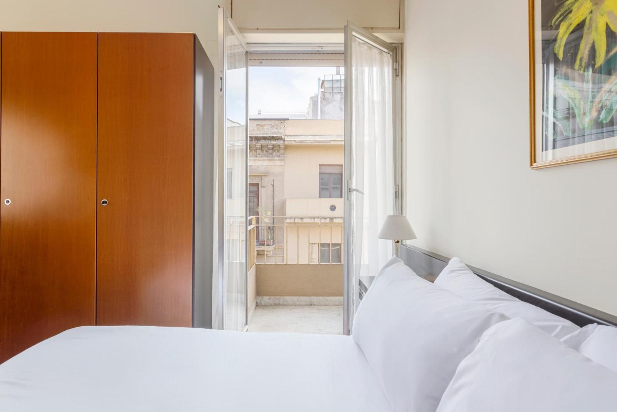 Crisol Europa Hotell Palermo Exteriör bild