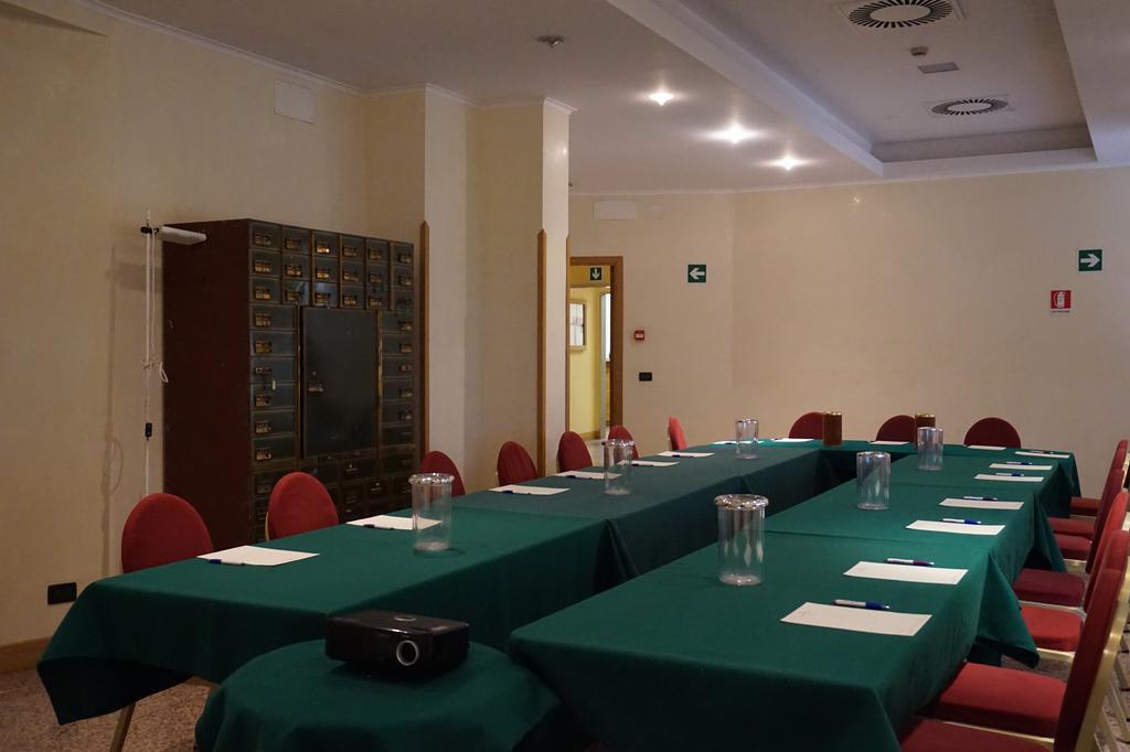 Crisol Europa Hotell Palermo Exteriör bild